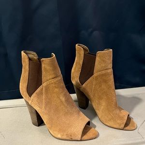 Guess open toe bootie